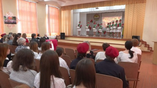 �������, 20 �����, � ���� �������� ����� ����������, � 15-� ����� ������ � ������� ��� ������ ��������� �������� ������, ���������� � ������ � �����-�����������������