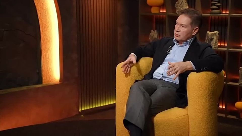 Андрей Олегович Безруков, безусловно, один из самых сильных и ярких аналитиков и визионеров в России