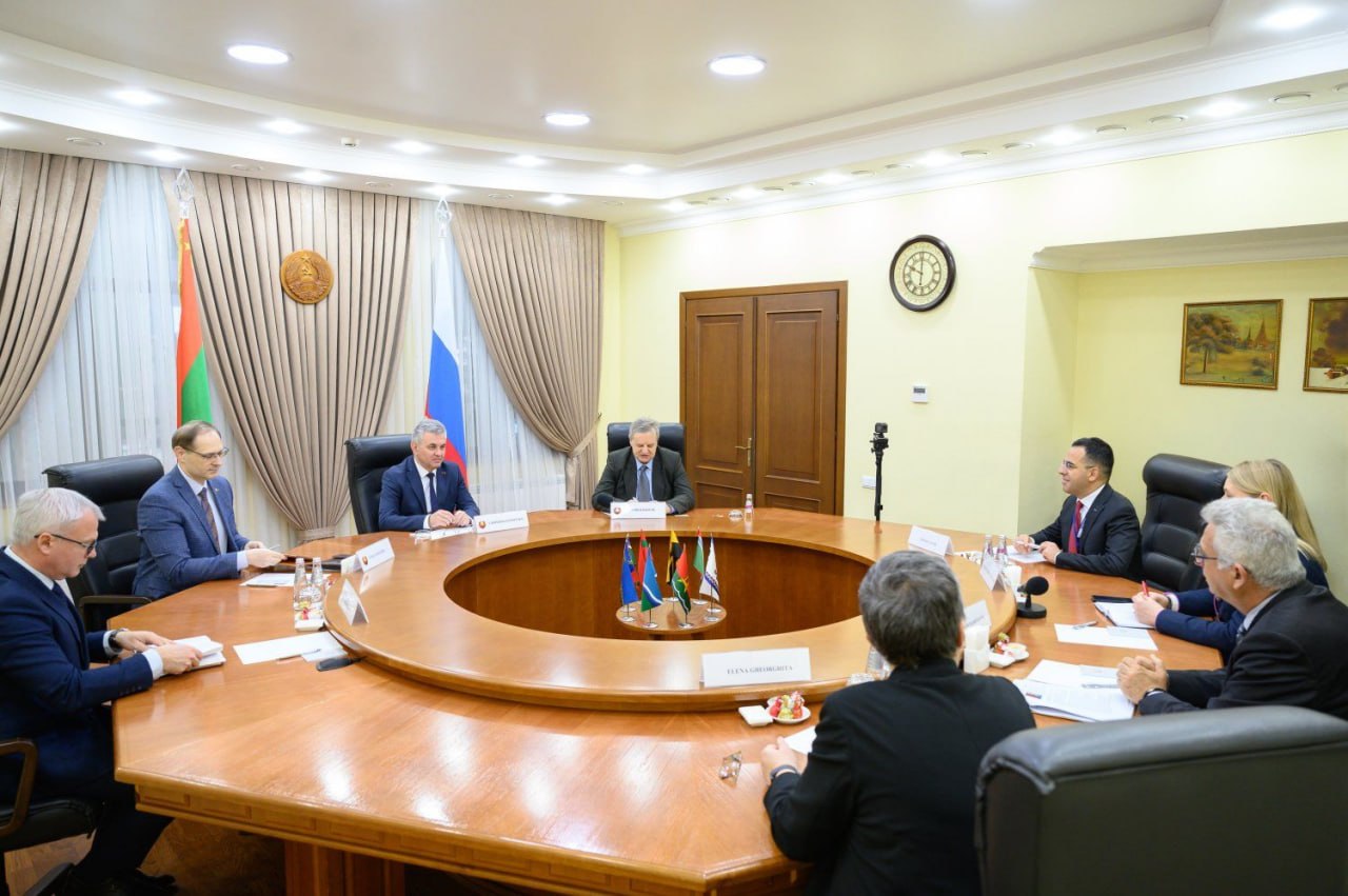 Со стороны Молдовы в адрес Приднестровья продолжают звучать обвинения, которые не отражают реального положения дел, сообщил делегации ОБСЕ Президент ПМР Вадим Красносельский