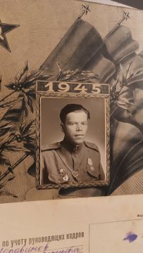 Поисковики из Приднестровья случайно нашли на интернет-барахолке фотографии и документы участника Великой Отечественной Конона Мордвинова