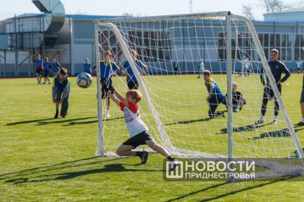 Финал республиканского футбольного турнира «Кожаный мяч» пройдет на спорткомплексе «Шериф» 24 апреля