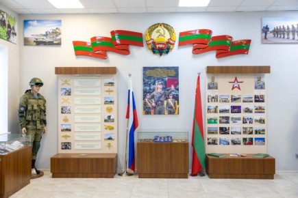 Студенты ПГУ посетили Военно-исторический музей Вооруженных сил