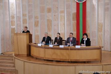 Василий Тищенко принял участие в 7-й очередной сессии 27-го созыва райгорсовета