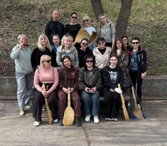 Спасибо бендерчанам, принявшим участие в субботнике! Благодаря вам наш город стал лучше, красивее и чище! Ваш труд бесценен!