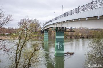 Дожди могут помочь разбавить концентрацию загрязняющих веществ, которые попали в Днестр – в начале марта масляные пятна были обнаружены у молдавского села Наславча