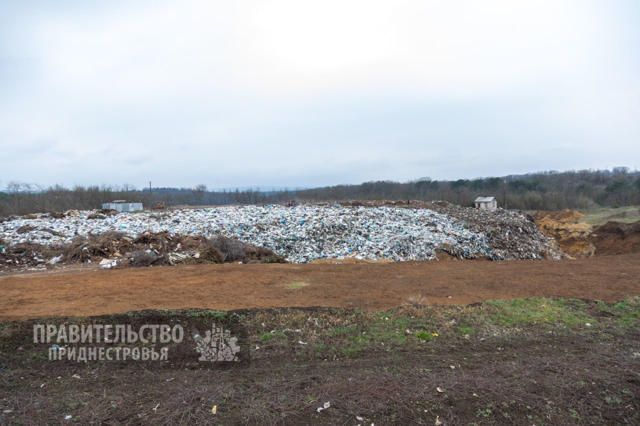 Полигон ТБО в Каменском районе заполнен наполовину и работает стабильно