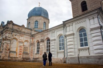 В сотый раз убеждаешься: можно годами ездить по городам и весям и все равно находить интересное