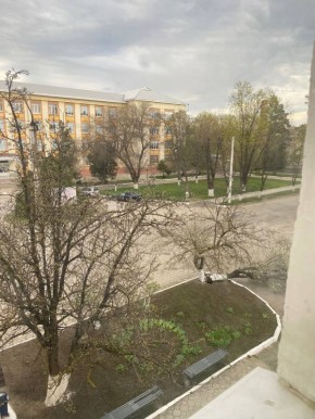 ���������, ����������� 42 �. ����� ������, ��������� ������