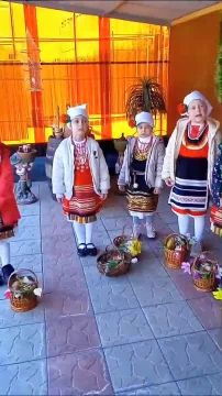 Воспитанники детского сада "Березонька" села Парканы под руководством воспитателей также приняли активное участие в национальном празднике Лазаров день