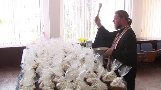 Работников столичного предприятия «Рассвет» поздравили с Пасхой