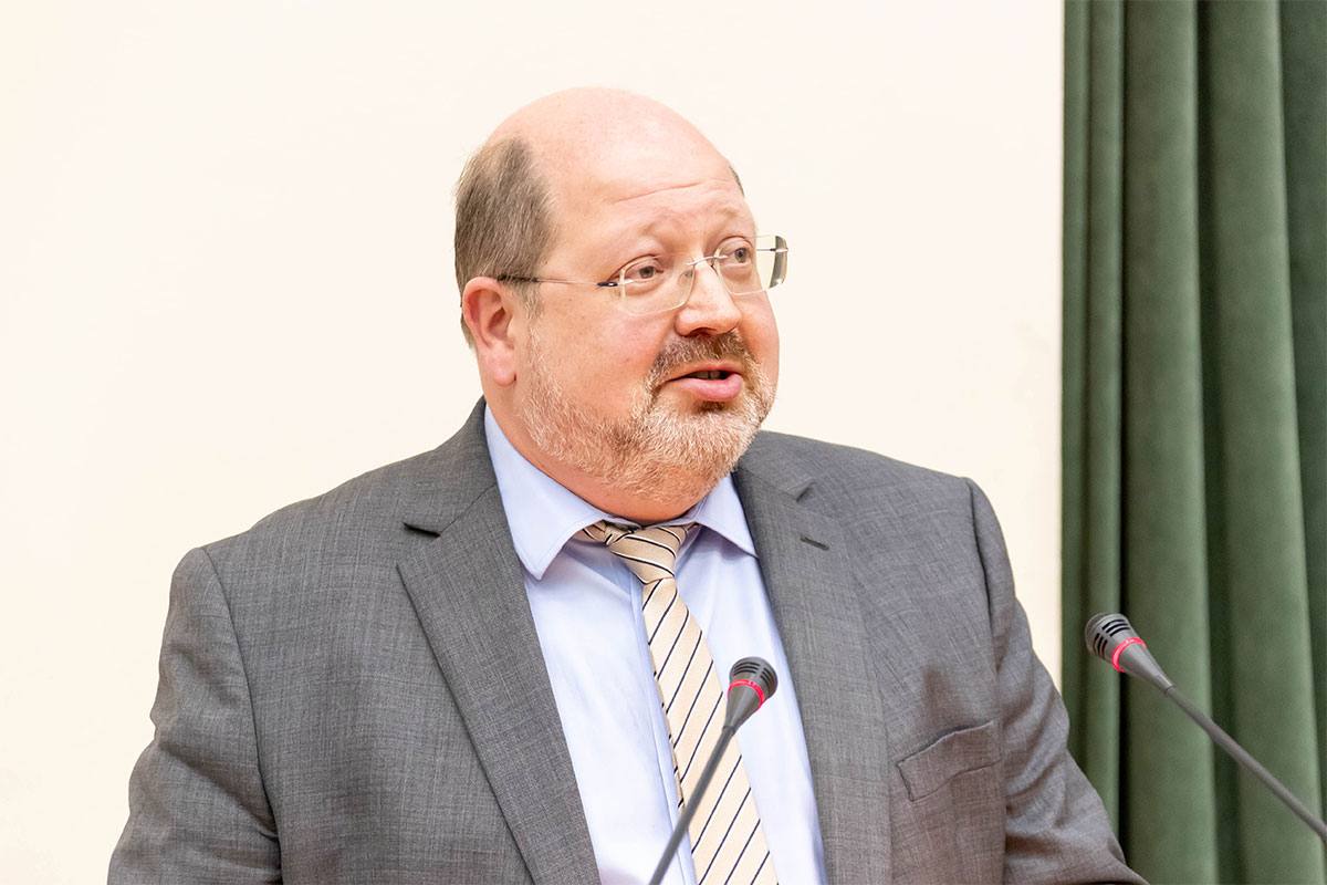 #событияМО. Друзья! 1 апреля в рамках Дипломатического модуля перед магистрантами Факультета МО выступил директор Департамента по гуманитарному сотрудничеству и правам человека (ДГЧП) МИД России Григорий Лукьянцев