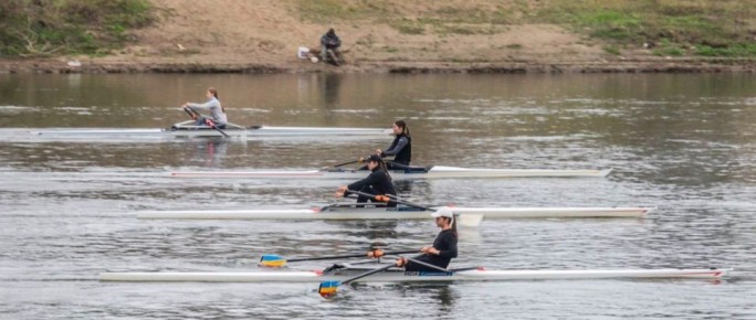 3 апреля в акватории Днестра у Центра гребного спорта прошла регата памяти заслуженного тренера МССР и ПМР Н.А. Туфанюка