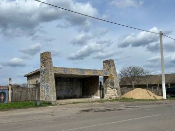 В селе Коротное Слободзейского района отреставрируют автобусную остановку с уникальной исторической мозаикой, построенную в конце 1970-х