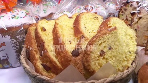 Куличи и рулеты Тираспольского хлебокомбината к Пасхе