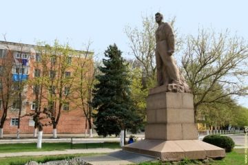 Сегодня 65 лет памятнику борцу за свободу