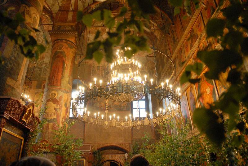 Уважаемые прихожане!. Храм святых равноапостольных Кирилла и Мефодия сообщает расписание пасхальных богослужений: 11 апреля (суббота): 22:00 — чтение Деяний апостольских 23:30 — Полунощница 12 апреля (воскресенье) — Светлое...