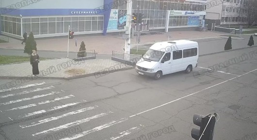 Проезд на запрещающий сигнал светофора – штраф