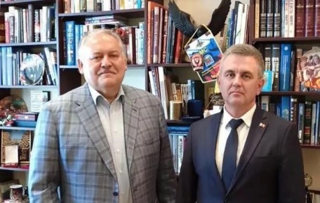 Депутат Госдумы Константин Затулин поздравил Вадима Красносельского с днём рождения