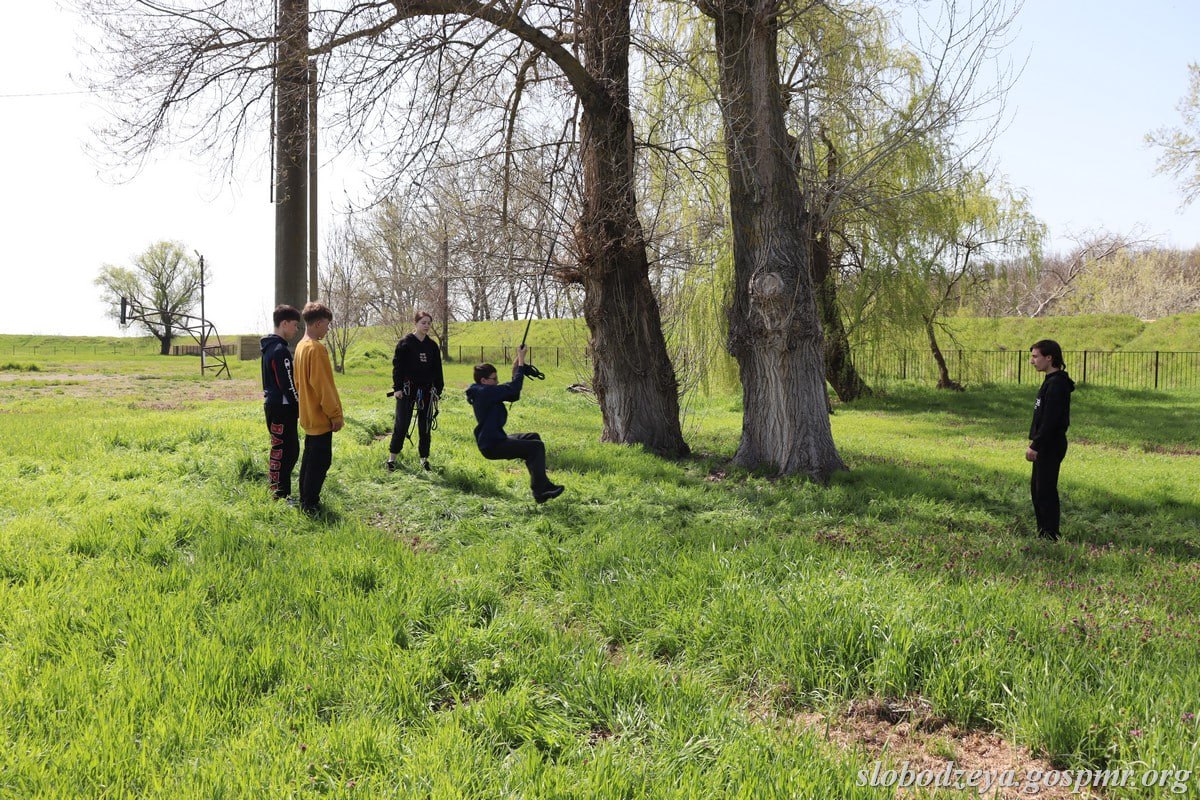 На стадионе Слободзеи провели спортивные мероприятия в рамках операции «Подросток»