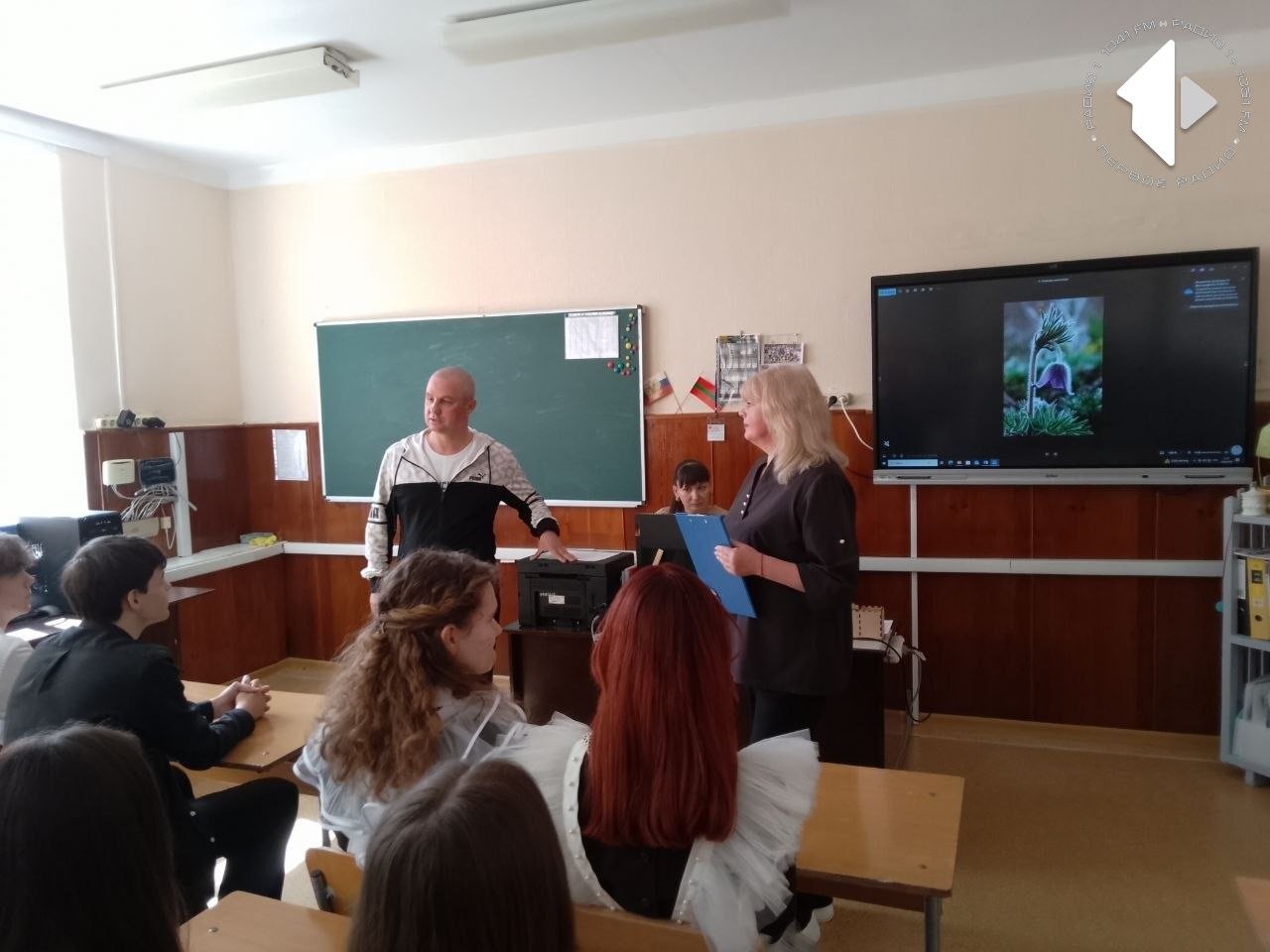 Творческая команда Рыбницкой школы №8 стала победителем Всероссийского конкурса коллективных книг