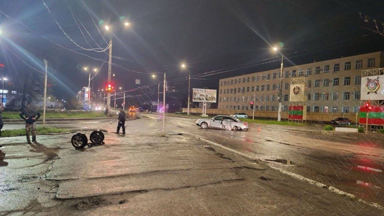 Выехала на встречку, оставила «Ауди» без задних колёс и скрылась с места аварии