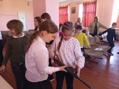 � �������� �3, � ���������� ��� ������ � � ����� 82-� ��������� ������������ ������, ���������� ������� � ��������� � ������������� ���������� ���������