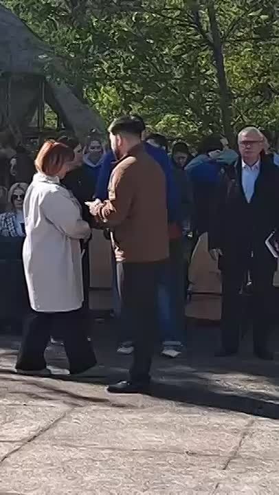 ����� ��������� ����� �������� ��������� ������������� ����� � ������ � ���������� ����