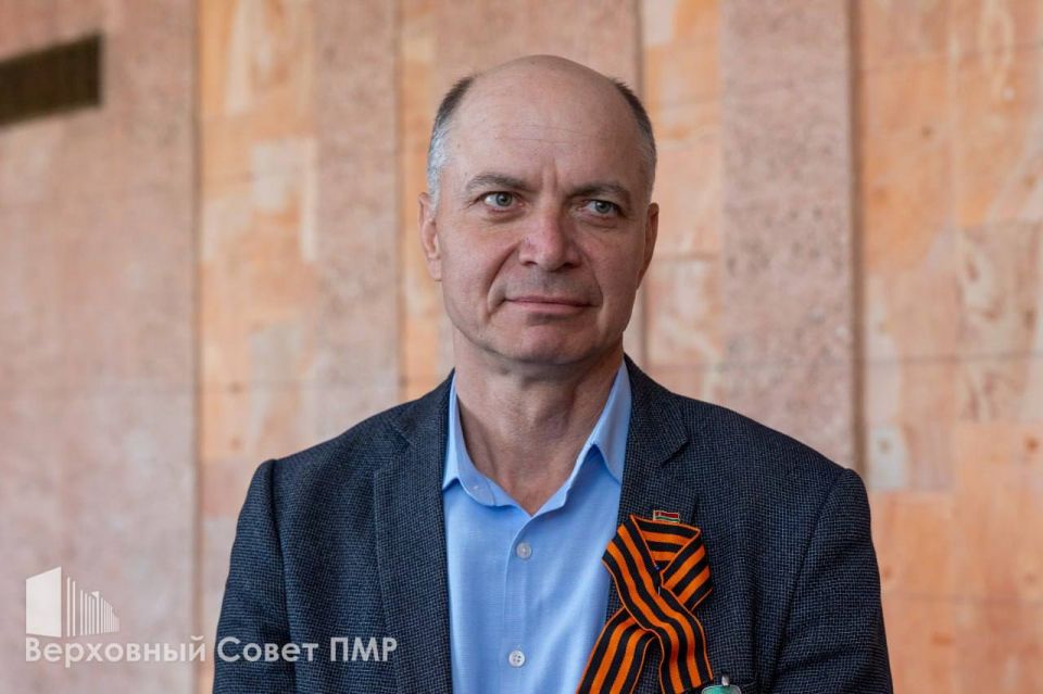 Депутат Верховного Совета Вадим Кравчук поделился впечатлениями от просмотра фильма: