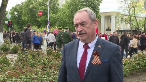 «Десятки миллионов людей отдали свои жизни ради Великой Победы»: вице-спикер Александр Коршунов – в колонне «Бессмертного полка»