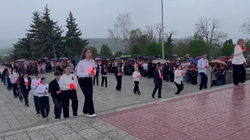 Свечи памяти зажгли накануне Дня Победы в Рыбнице