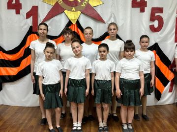 В СЕЛЕ ВЛАДИМИРОВКА СОСТОЯЛСЯ ЦИКЛ ПРАЗДНИЧНЫХ МЕРОПРИЯТИЙ К ВЕЛИКОМУ ПРАЗДНИКУ