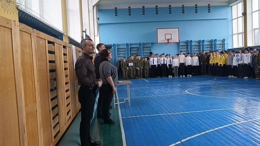 Начальник УНО г. Бендеры Наталья Ткаченко пожелала всем юным патриотам успешной итоговой аттестации в преддверии окончания учебного года