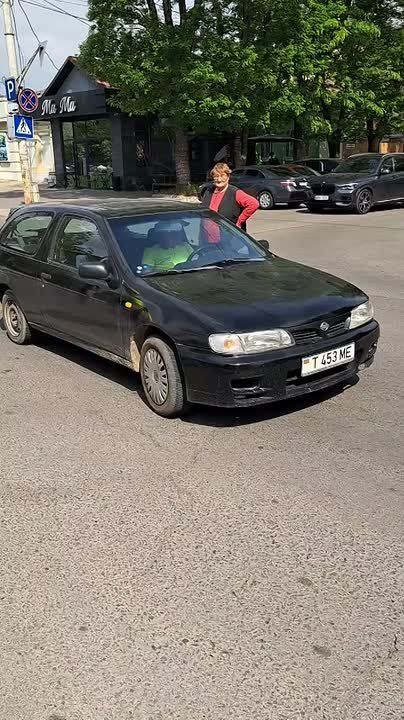 Тормоза заклинили у машины на перекрёстке у ЗАГСа в Тирасполе, когда женщина из Карагаша возвращалась домой
