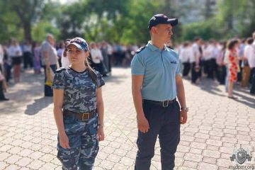 Школьники под надёжной защитой