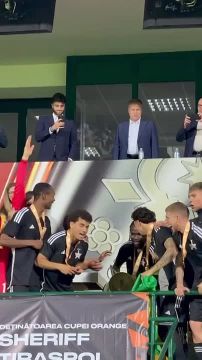 ������ ������� ��������� ����� ��� �We are the champions�