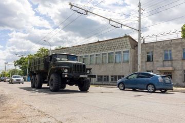 ВОДИТЕЛИ СДАЛИ ГОСЭКЗАМЕН НА ПРАВО УПРАВЛЕНИЯ ГРУЗОВЫМИ АВТОМОБИЛЯМИ