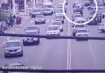 ������ ��� ����� ����. . �������-������������ ������������ ��������� ����� ������� 30 ��� � ������� �� ���������� ��. �. ��������� � ���