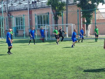 Тираспольский «Днестр» возглавляет чемпионат ПМР по футболу среди ветеранов сразу в двух возрастных категориях — 40+ и 50+