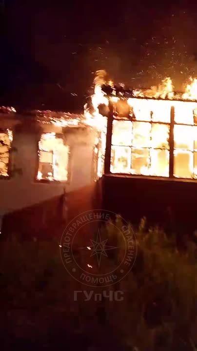 Видео с ночного пожара в Рыбницком районе