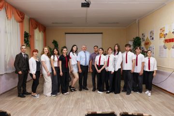 Итоги и планы. Проекты, встречи, дискуссии – клуб школьной дипломатии города Бендеры подвел итоги за год