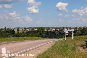 В селе Малаешты решили вопросы, с которыми жители обратились к депутату Верховного Совета по округу № 8 «Южный» Юрию Евтодиеву