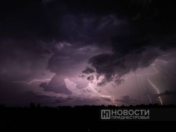 Грозы с кратковременными дождями и усилением ветра до 15 м/с ожидается сегодня во второй половине дня, вечером и ночью 15 июня