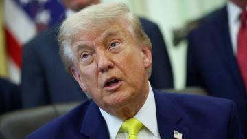 Ушаков: Трамп заявил, что готов воздействовать и на европейцев, и на Киев в вопросе урегулирования