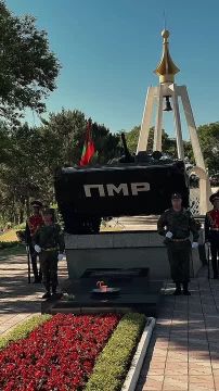 Спустя 34 года после трагических событий в Бендерах, у Мемориала Памяти и Скорби состоялась церемония возложения цветов