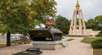 «Приднестровье никогда не склонит головы перед агрессорами, кто в 1992 году пришел на мирную приднестровскую землю, прикрывая военизированное вторжение наведением конституционного порядка», – Президент Красносельский о...
