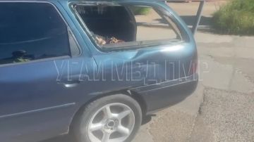 В Дубоссарах на перекрёстке улицы Ленина и переулка Карла Маркса произошло ДТП с участием мотоцикла «Минск» и автомобиля «Форд»