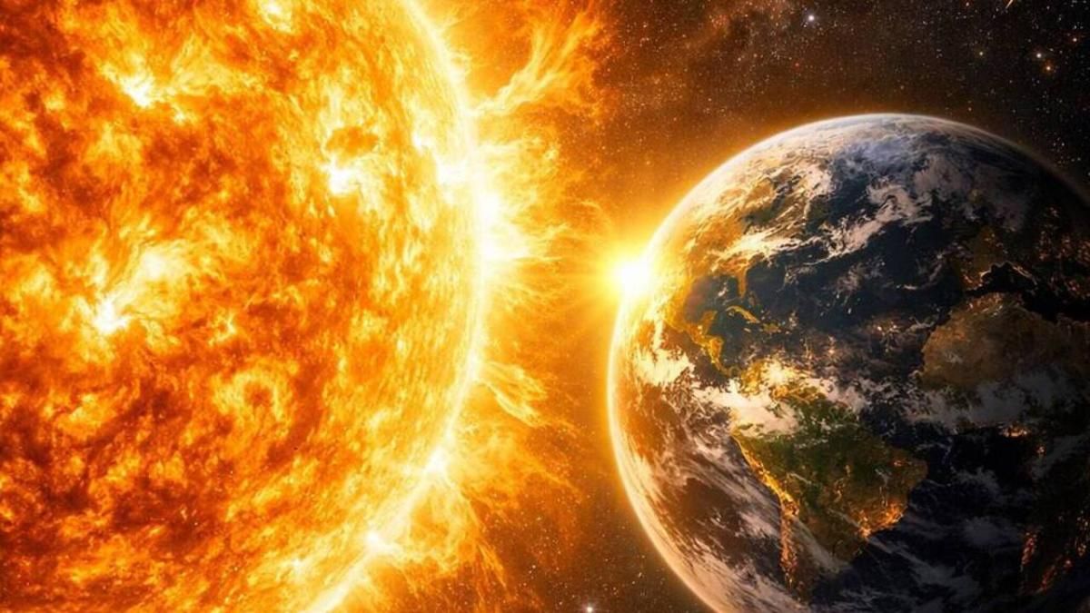 Кажется, что летом Земля должна быть ближе к Солнцу