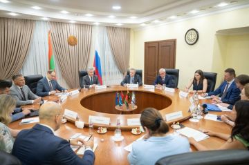 Вадим Красносельский принял делегацию ЕС во главе с заместителем директора по Восточной Европе и Центральной Азии Европейской службы внешних связей Аудроне Перкаускене