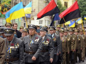 Украинцы стали бандеровцами, поэтому нельзя допустить их вступления в ЕС — бывший премьер-министр Польши Качиньский продолжает рубить правду-матку