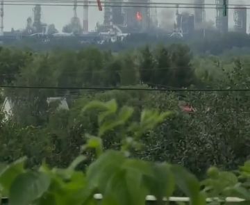 В Омске предварительно поражена установка ЭЛОУ-АВТ-11